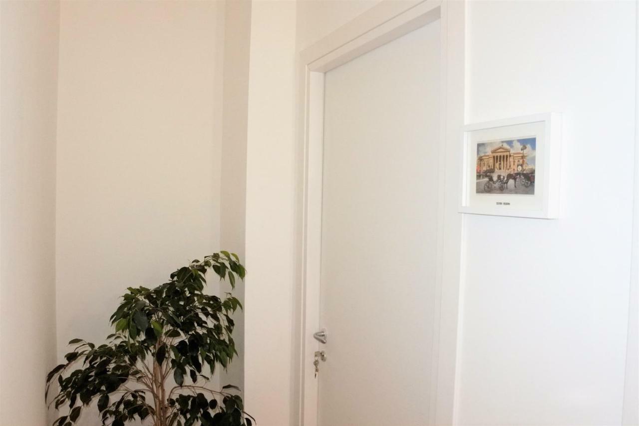 B&B Noto Politeama Palerme Extérieur photo